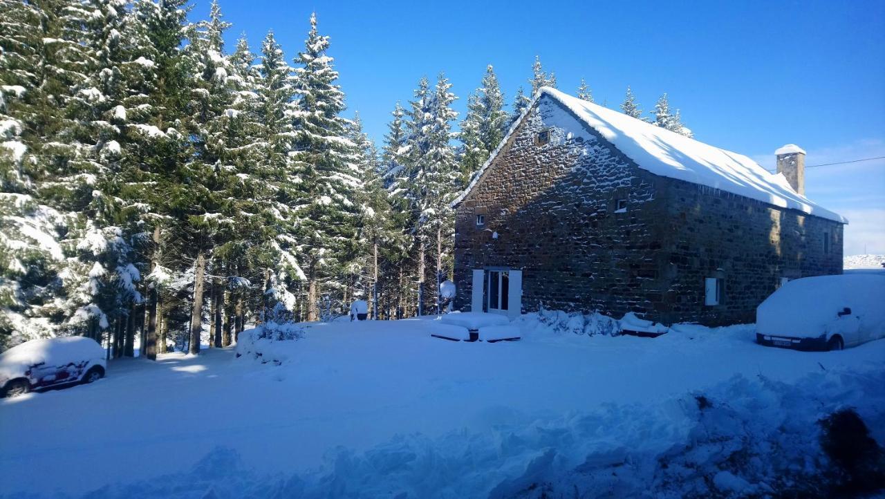 La Ferme Du Crie Bed & Breakfast Chaudeyrolles Exterior photo